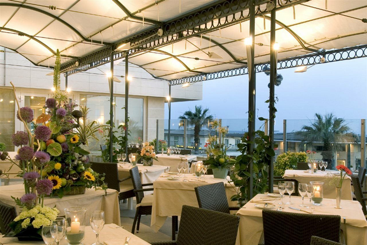 Hotel Sina Astor Viareggio Esterno foto
